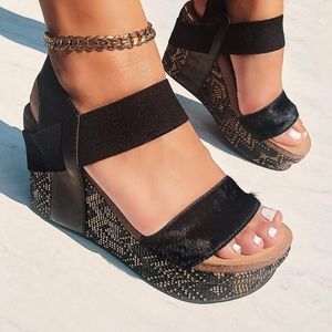 OTBT Off the beaten trail Bushnell platform black tan jute wedge sandals NIB